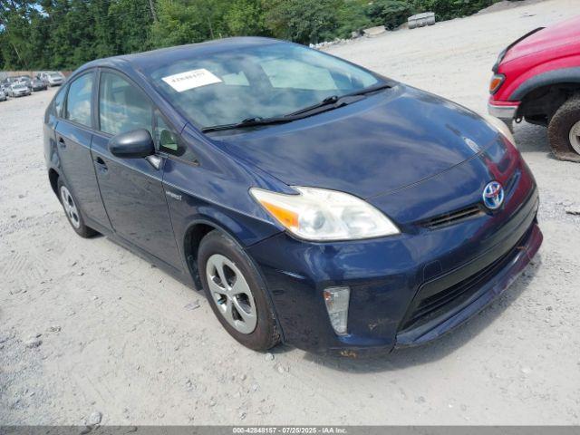  Salvage Toyota Prius