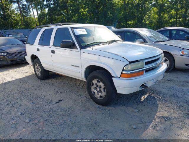  Salvage Chevrolet Blazer