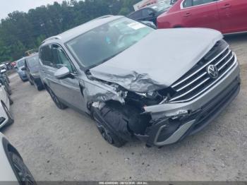  Salvage Volkswagen Tiguan