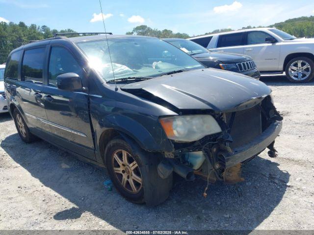  Salvage Chrysler Town & Country