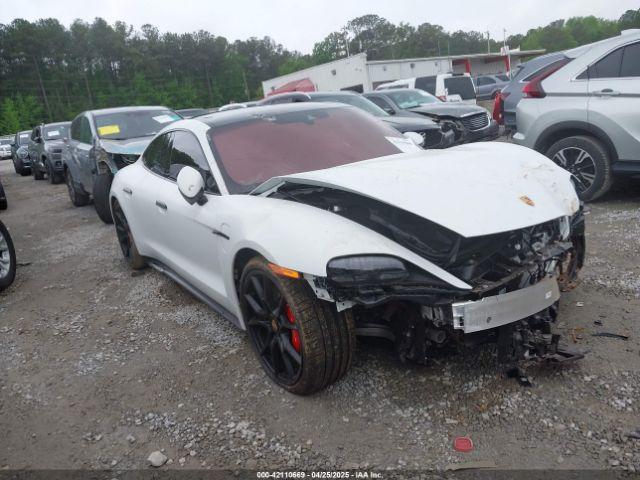  Salvage Porsche Taycan