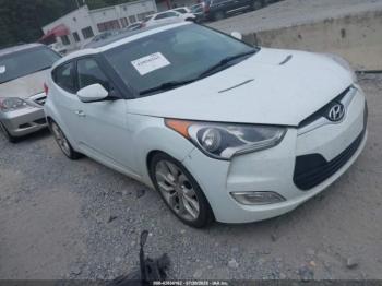  Salvage Hyundai VELOSTER