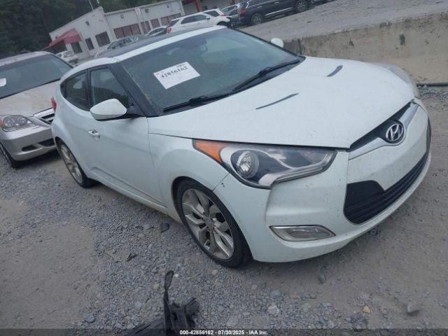  Salvage Hyundai VELOSTER