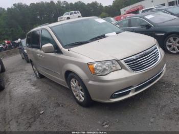  Salvage Chrysler Town & Country