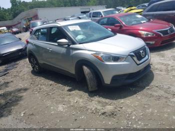  Salvage Nissan Kicks
