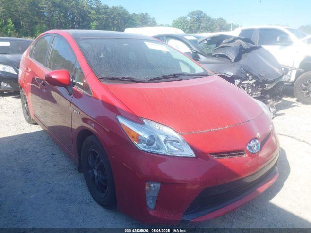  Salvage Toyota Prius