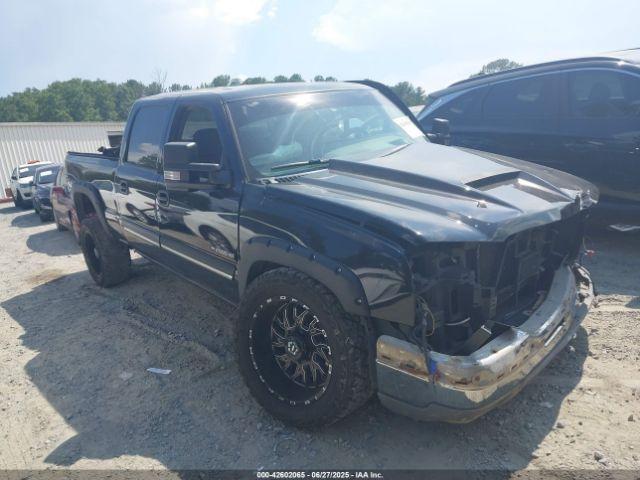  Salvage Chevrolet Silverado 2500