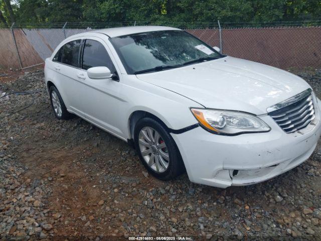  Salvage Chrysler 200