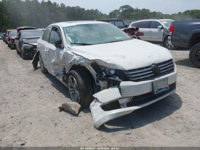  Salvage Volkswagen Passat
