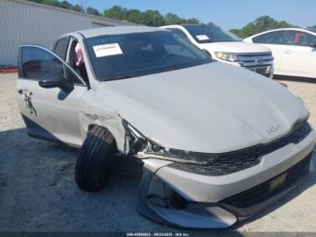 Salvage Kia K5