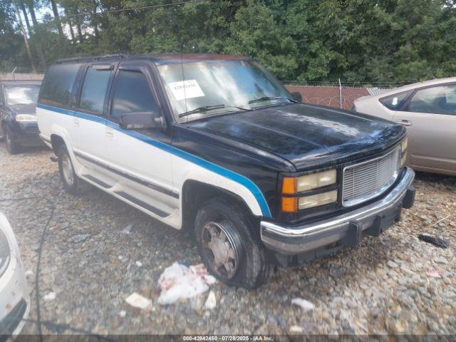 Salvage GMC Suburban