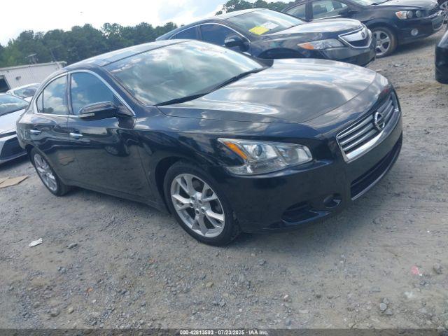  Salvage Nissan Maxima