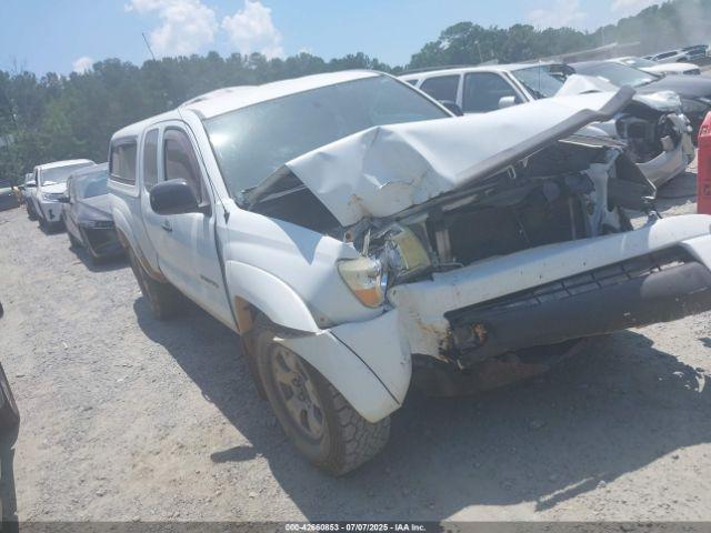  Salvage Toyota Tacoma