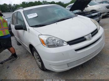  Salvage Toyota Sienna