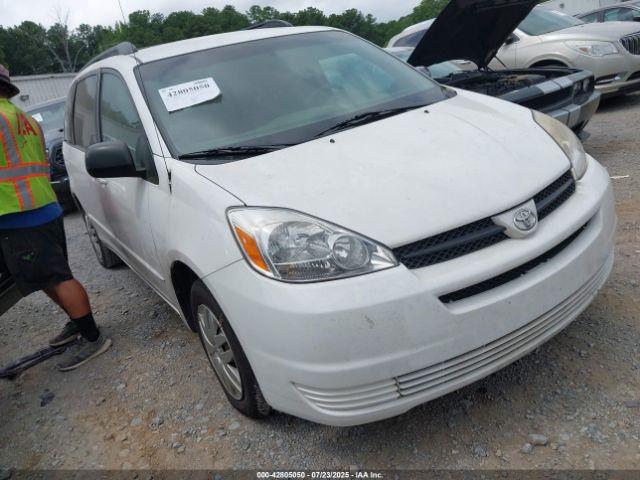  Salvage Toyota Sienna
