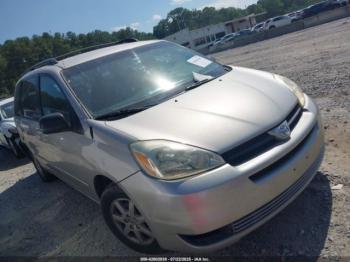  Salvage Toyota Sienna