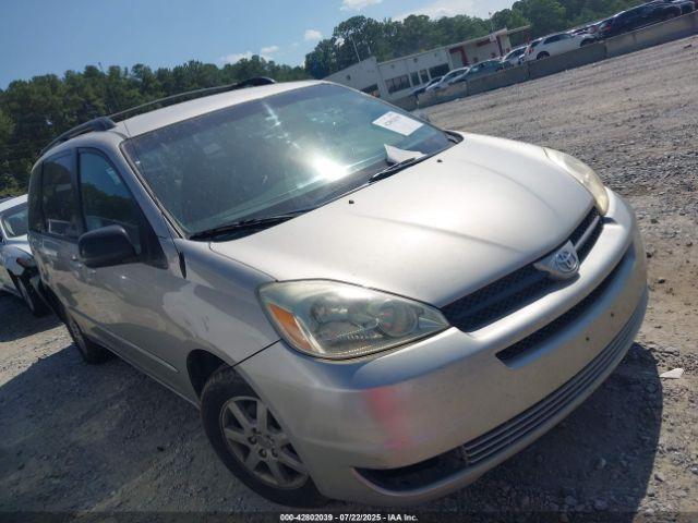  Salvage Toyota Sienna