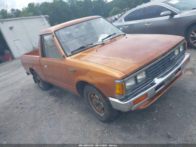  Salvage Nissan 720