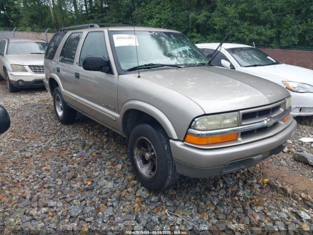  Salvage Chevrolet Blazer