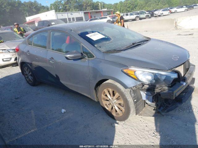  Salvage Kia Forte