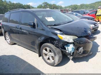  Salvage Toyota Sienna