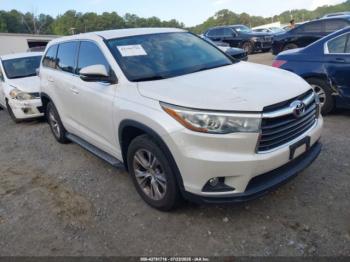  Salvage Toyota Highlander