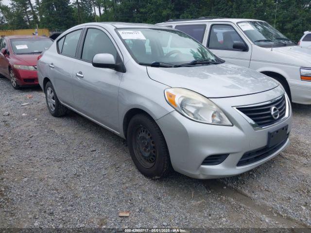  Salvage Nissan Versa