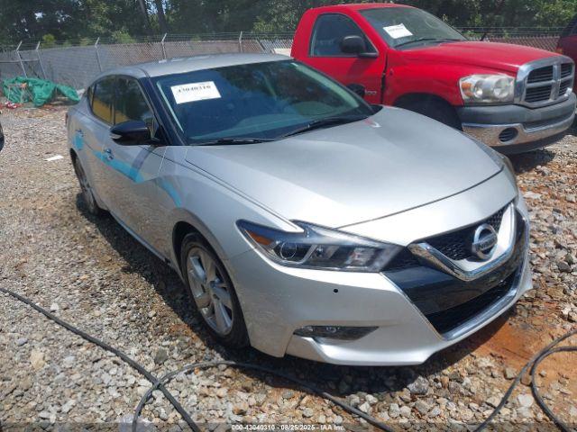  Salvage Nissan Maxima