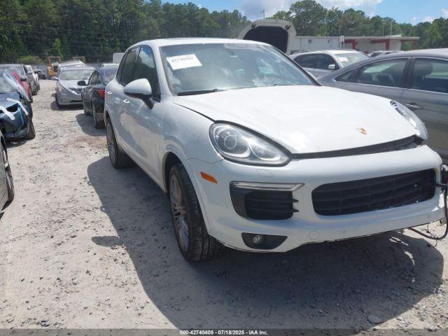  Salvage Porsche Cayenne