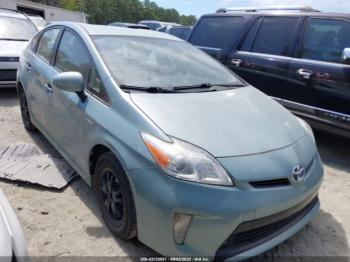  Salvage Toyota Prius