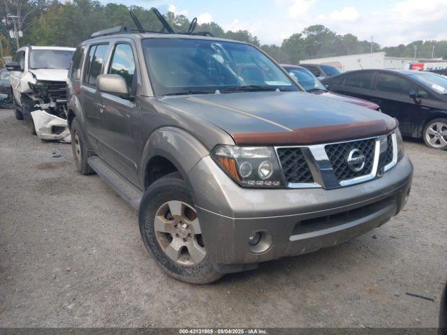 Salvage Nissan Pathfinder