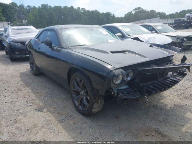  Salvage Dodge Challenger