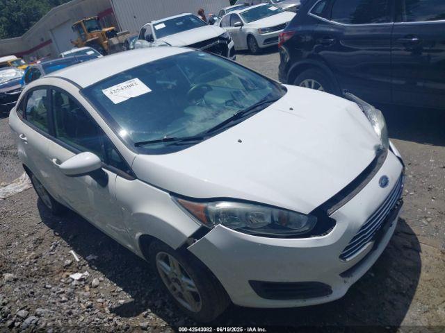  Salvage Ford Fiesta