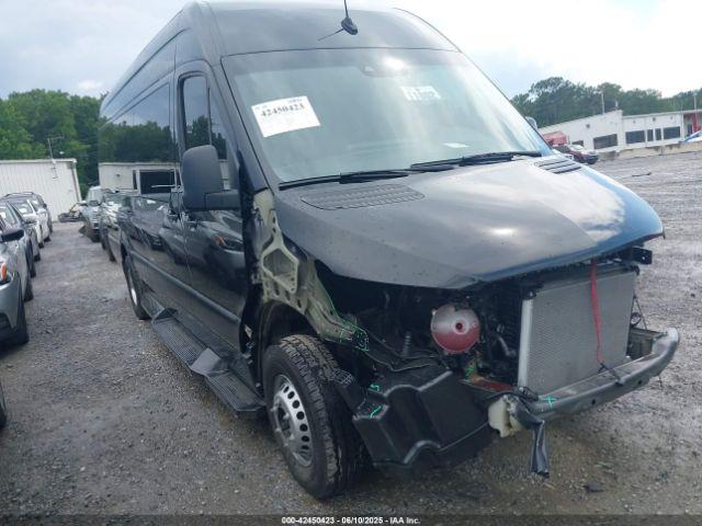  Salvage Mercedes-Benz Sprinter 3500