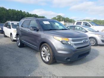  Salvage Ford Explorer
