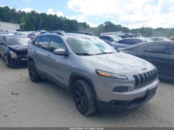  Salvage Jeep Cherokee