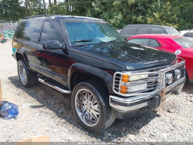 Salvage Chevrolet Blazer
