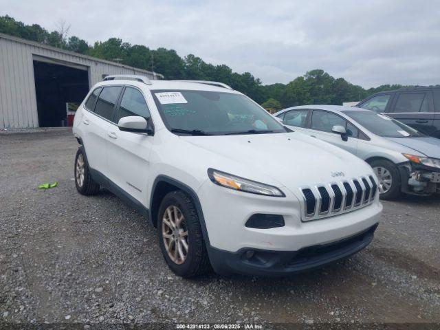  Salvage Jeep Cherokee