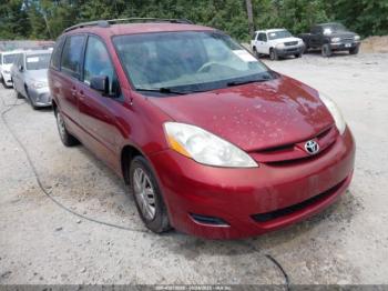  Salvage Toyota Sienna