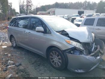  Salvage Toyota Sienna