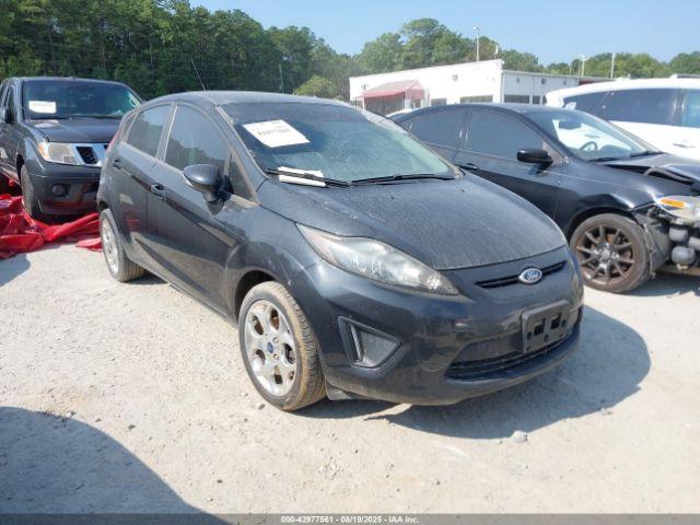  Salvage Ford Fiesta