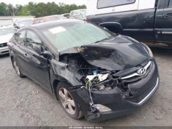  Salvage Hyundai ELANTRA