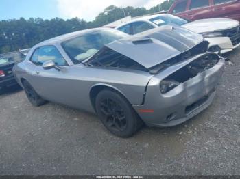 Salvage Dodge Challenger