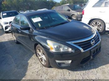 Salvage Nissan Altima