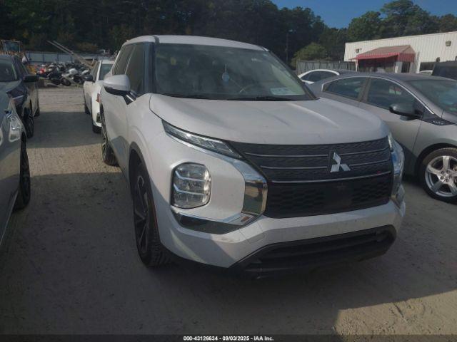  Salvage Mitsubishi Outlander