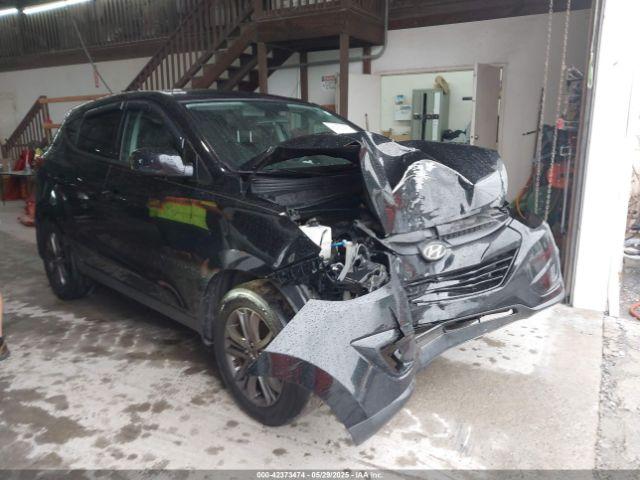  Salvage Hyundai TUCSON