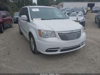  Salvage Chrysler Town & Country