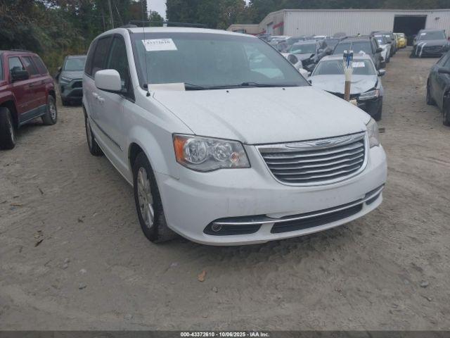  Salvage Chrysler Town & Country