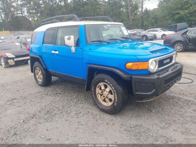  Salvage Toyota FJ Cruiser
