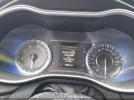 Chrysler 200 Limited Image 4